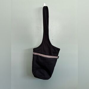 Ewedoos Black Canvas Yoga Mat Bag with Patterned Strap